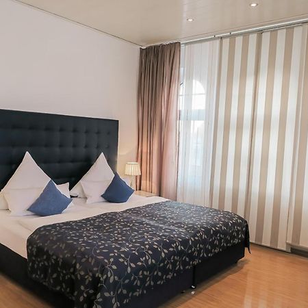 Hotel Service Apartments Am Prinzenplatz Kamp-Lintfort Bagian luar foto