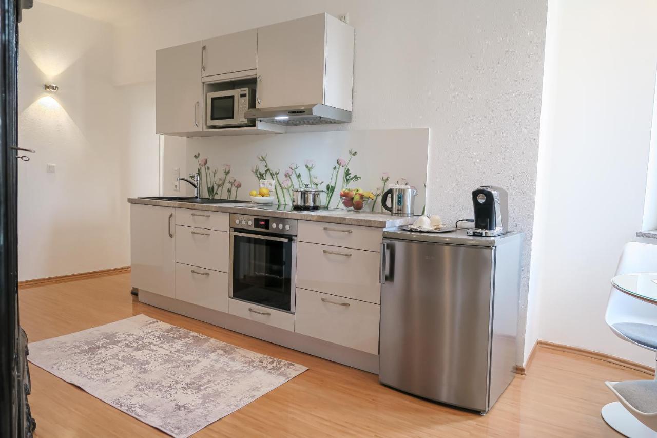 Hotel Service Apartments Am Prinzenplatz Kamp-Lintfort Bagian luar foto
